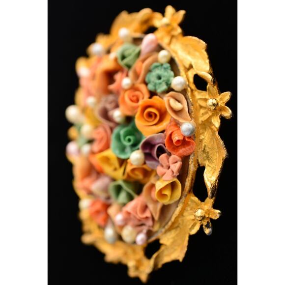 Vintage Oval Flower Pin Brooch Brushed Gold 3D Textured Petals Antique 60s BinB